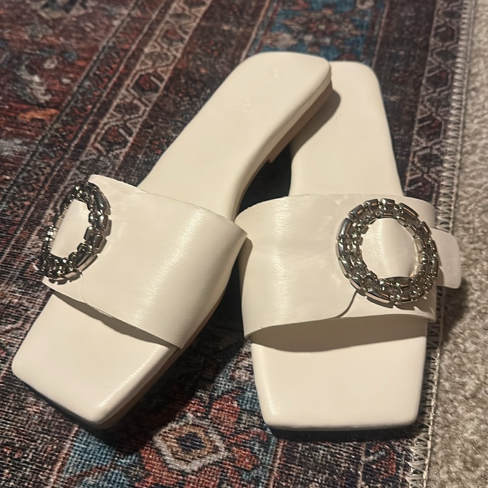 OPEN EDIT
Lely Slide Sandal In Ivory